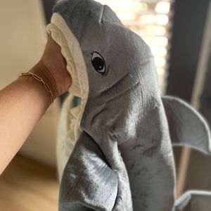 Toddler shark costume